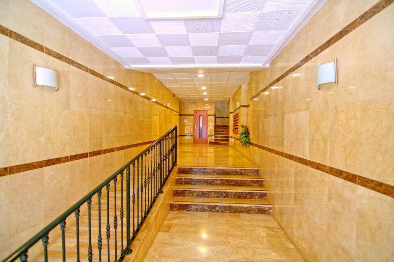 Low Cost Rooms Malaga River Exterior photo